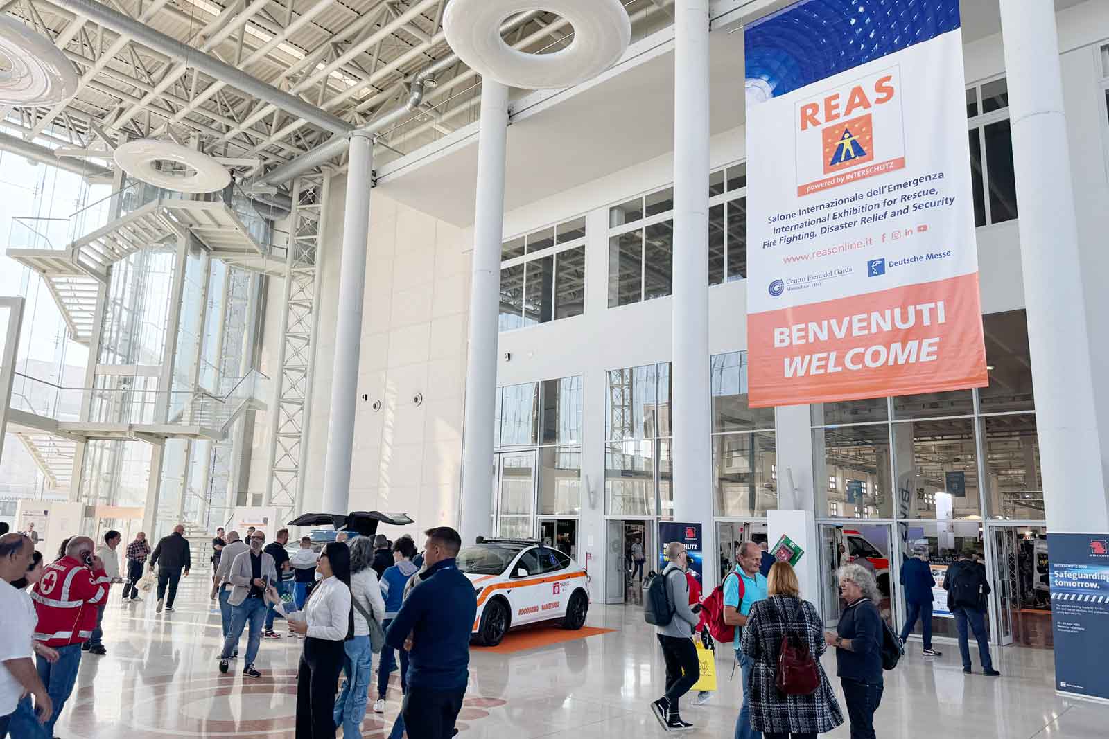 Gaza, Musumeci: “Nuove strategie per aiuti a popolazioni in Medio Oriente”<br>Aperto oggi REAS 2025, il Salone Internazionale su emergenza e soccorso